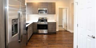 2230 North Sawyer Avenue Gallery 2