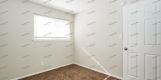 4906 Refugee Road Gallery 11