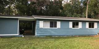 3/1 on corner lot! Available now! Gallery 1