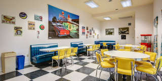 Lake Oaks Apartments Gallery 3