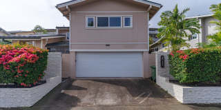 $6,000 / 4 Bed / 3 Bath  SPACIOUS AIEA HOME FOR RENT Gallery 1