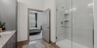 Hudson Oaks - Active Senior Living 62+ Community Gallery 9