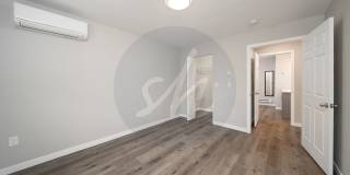 Charming Downtown Cottage Gallery 9