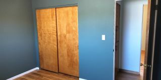 Room for Rent 1125 Maple Drive - C Gallery 1