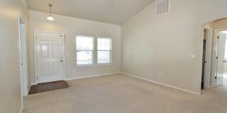 Immaculate Single-Level Home Gallery 9