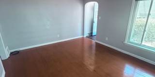 A Single family home with Garage in Garfield Heights Gallery 5