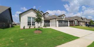 Stunning New Construction Simmons Home - 5 Bed 3 Bath - Move In Ready! Gallery 5