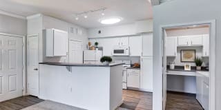 Eastland Trails Apartments Gallery 18