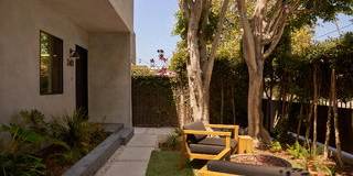 2411 Abbot Kinney Boulevard Gallery 1