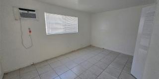 16951 Northeast 18th Avenue Gallery 4