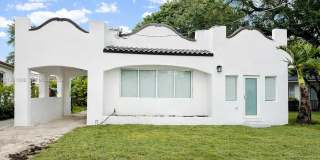 3079 NW Flagler Ter Gallery 1