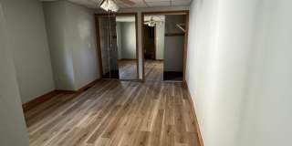 2 bedroom 1.5 Bathroom House! Gallery 5