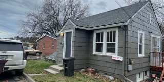 1 Bedroom, 1 Bathroom located in Reaney Park! Gallery 1