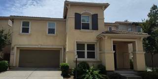 Charming 3 bed 2.5 bath in The Hamptons Natomas Community. Gallery 1