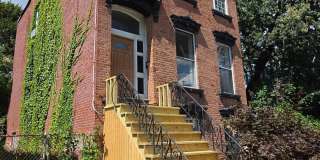 536 N pearl Gallery 1