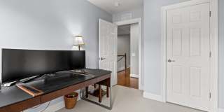 Welcome to 9618 Stockwell Lane—an exceptional 3-level, 4-bedroom, 3.5-bath townhome in the heart of Fairfax that has been thoughtfully updated to offer both style and functionality. Gallery 33