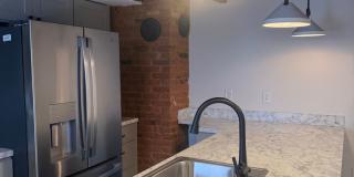 Renovated Unit in Downtown Frederick! Gallery 10