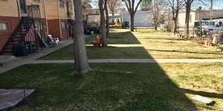Charming 2-Bedroom in Englewood | 3211 S Lincoln St Gallery 1