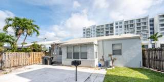 412 SE 17th Street Front, Fort Lauderdale, FL 33316 Gallery 18