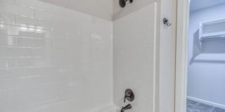 Brand New Construction in Varenna Landing! Gallery 17