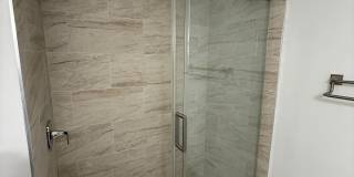 1528 West Chestnut Street - B Gallery 3