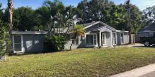 Beautiful, 3/2 Pool Home Available Now! Gallery 1