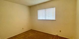 Three Bedroom Two Bath Home Near Northern Hills, Wood, and Madison Gallery 12