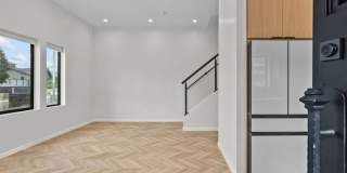 10006 Odessa Ave Gallery 1