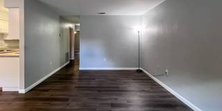 2293 - Mill Run Gallery 11