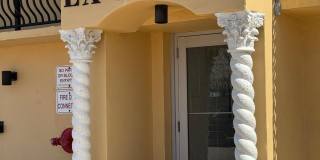 1815 N Surf Road Gallery 3