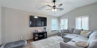 East El Paso 4 bed Refrig A/C Home! Gallery 6