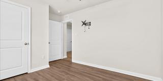 367 FOREST EDGE AVE Gallery 9