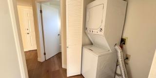 Cute Upgraded 2 bedroom/2 Bath Gallery 24