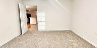 2 Bed, 2 Bath - BRAND NEW CARPET!!! READY FOR MOVE IN TODAY! Gallery 14