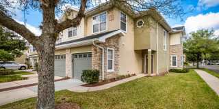 End unit townhome in The Cottages at Oakleaf Plantation Gallery 3