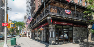 303 East 83rd Gallery 31