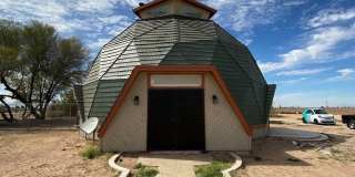 Iconic Dome House for Rent – Unique Country Living with Pet-Friendly Space Near Holtville Gallery 1