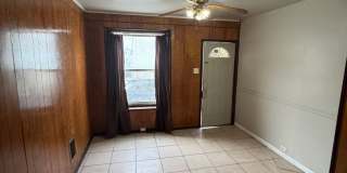 4-bedroom home in the heat of Reading! Gallery 5
