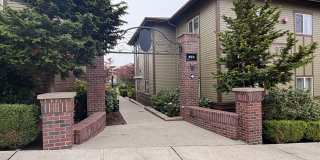 Top-Floor Corner 3BR 2BA with Sunset Views & 2 Parking Spaces Gallery 1