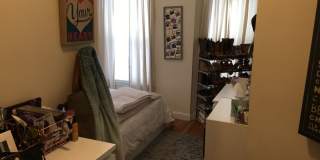 Nicely updated 3 bed with in-unit laundry in Brookline Village! Gallery 4
