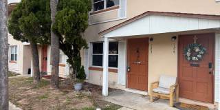 Beautiful 2 Bed 1.5 Bath Townhome AVAILABLE IMMEDIATELY! Gallery 6