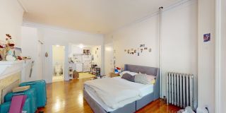 $2195 Brookline Studio on Beacon St - Heat and Hot Water Included Gallery 1