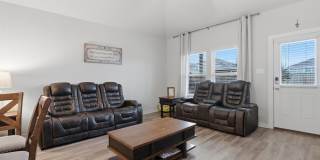 827 laurel Gallery 7