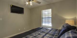 5805 Sidney Drive A - 1 Gallery 7