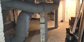 5BR/1.5BA Row Home with Backyard and Laundry Hookups Gallery 58