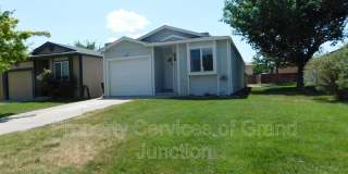 493 Green Acres Street Gallery 1