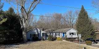 4 bed/3bath-University Elementary School/IU Health/IU Golf Course Gallery 32