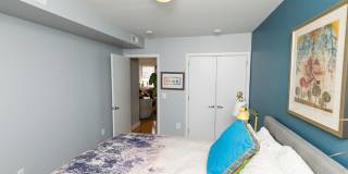 CoHi - Spacious One Bed Condo Gallery 9