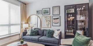 South & Hollis South & Hollis Gallery 36