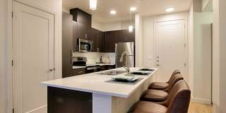 View 32 Apartments Gallery 5